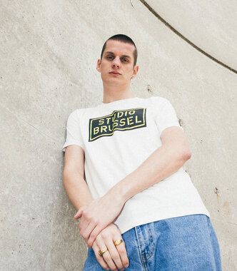 StuBru - Off White 'Logo of 1996-2002' T-shirt
